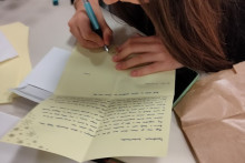 MEPI prostovoljci napisali 74 pisem za lepši dan