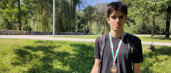 Bron na računalniški olimpijadi