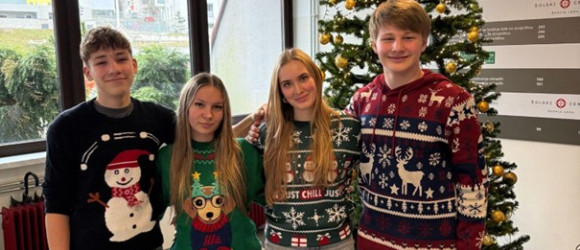 Dan božičnih puloverjev Dan božičnih puloverjev