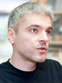 Dr. Grega Repovš